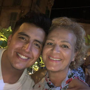 Meet your Posher, Cinzia